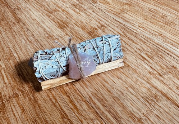 Rose Qtz, PSanto, Sage Smudge