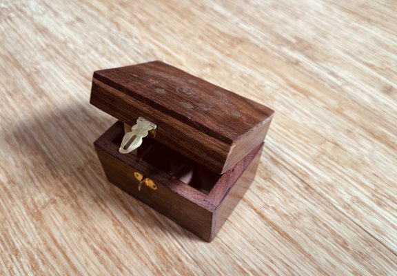 Essential Oil Storage Box